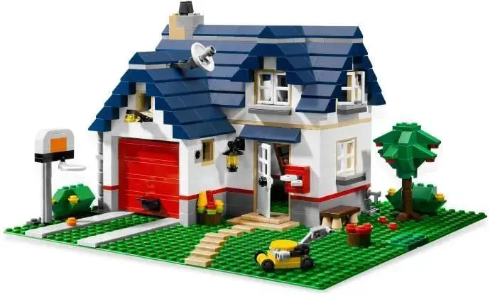 LEGO Creator Apple Tree House Playset 5891