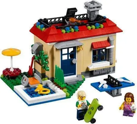 LEGO Creator Poolside Vacation House Set (31067)