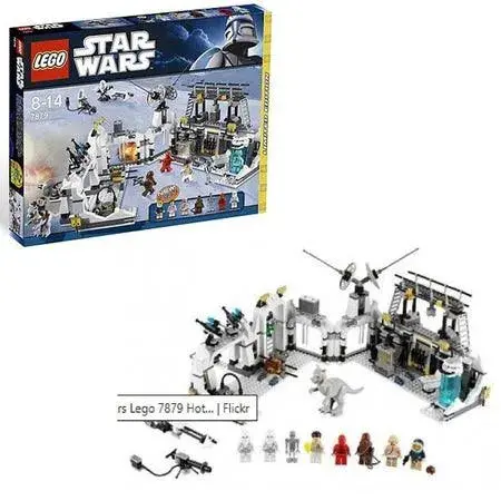 LEGO Star Wars Hoth Echo Base Diorama (7879)